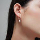 Dareth Pearl Hoops