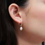 Dareth Pearl Hoops
