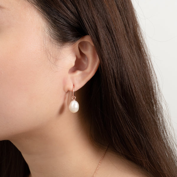 Greta Pearl Earrings